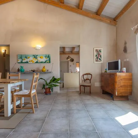 Villa La Bella Addormentata Castilenti